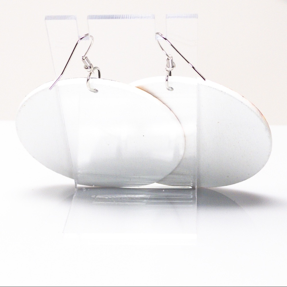Goddess Hoops - Picture 7 of 7